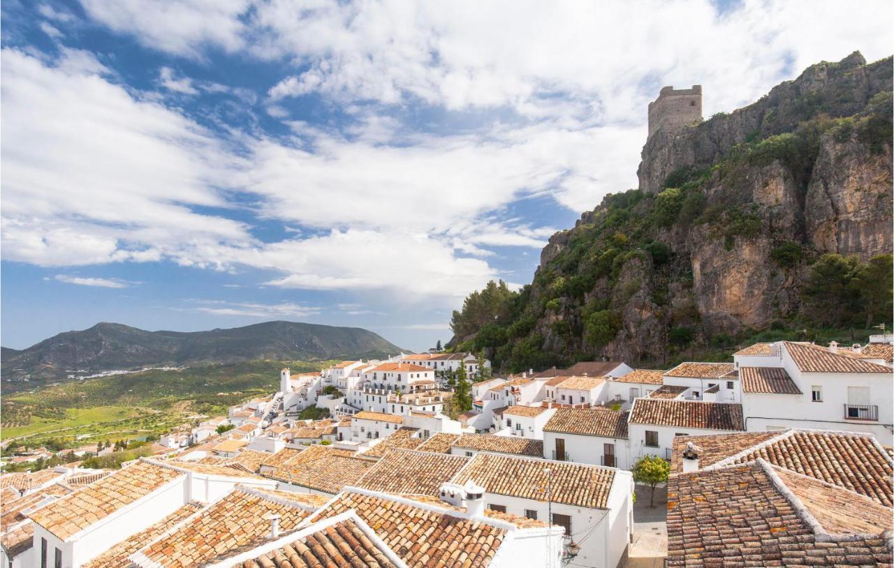 Stunning Home In Zahara De La Sierra With Wifi Extérieur photo