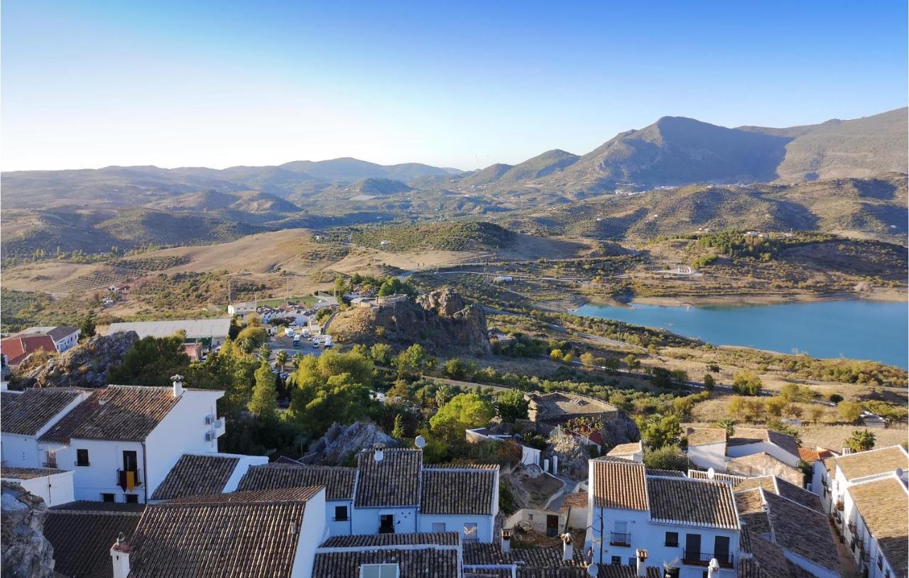 Stunning Home In Zahara De La Sierra With Wifi Extérieur photo